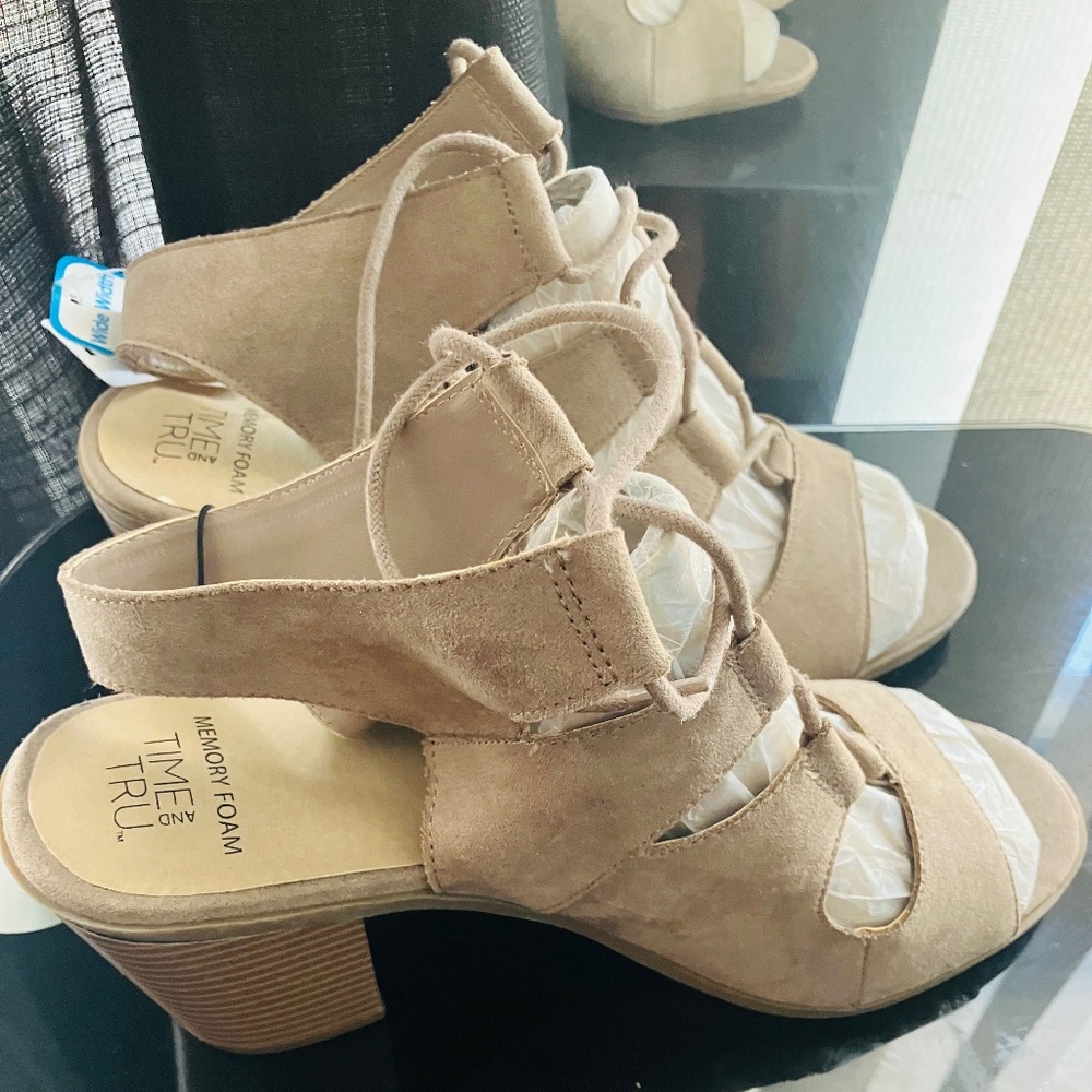 Time & tru tan suede open toe heels